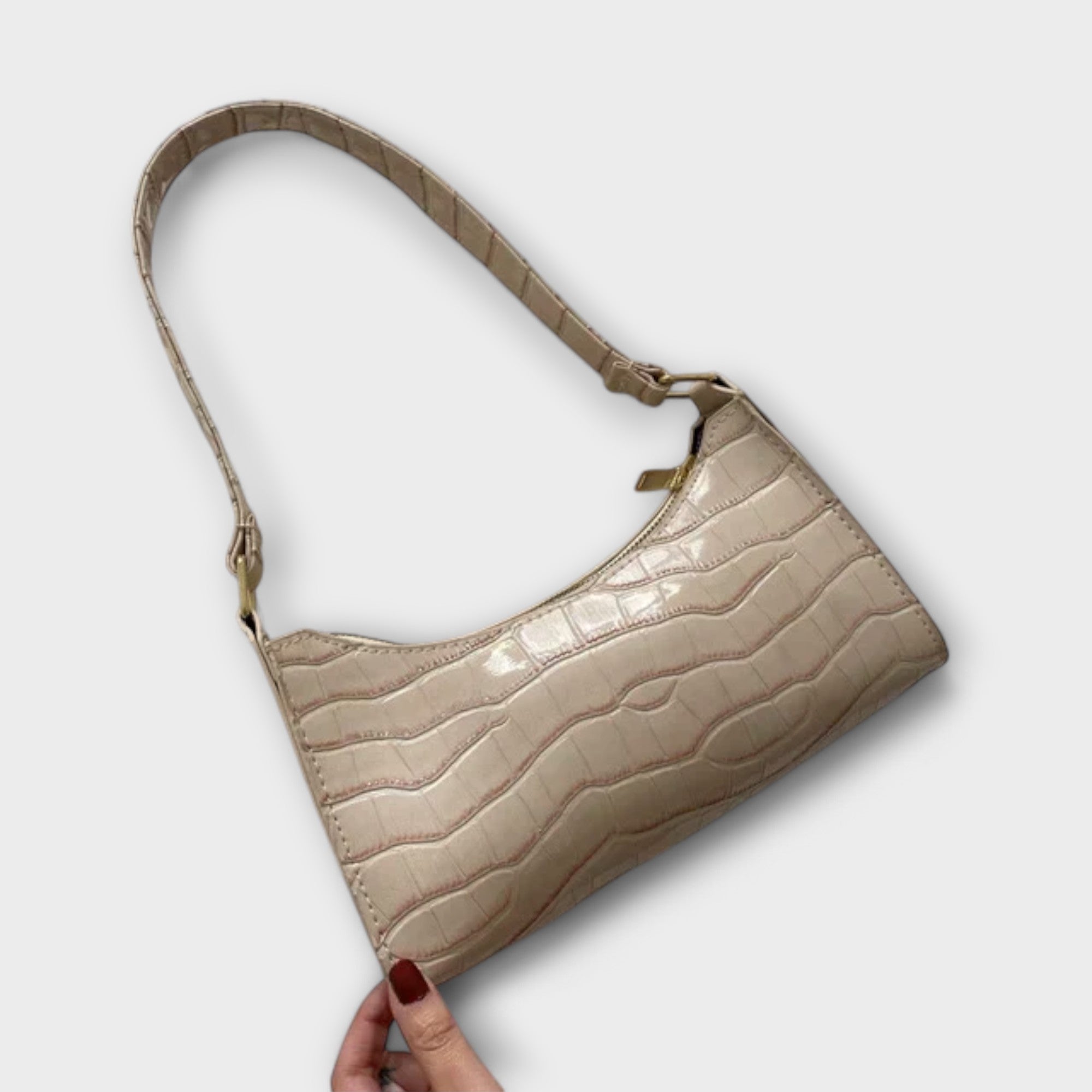 Bernarda - Elegantne Nahast Kott Sädelusega