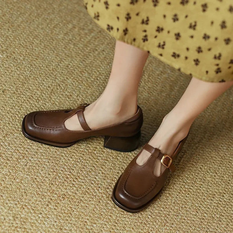 Selvana | Elegantne T-riba kingad