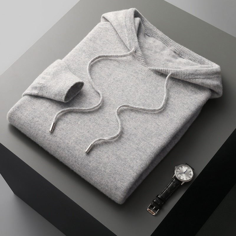 DUMONT LYON | MEESTELE PEHME JA ELEGANTNE KAPUUTSWEATER